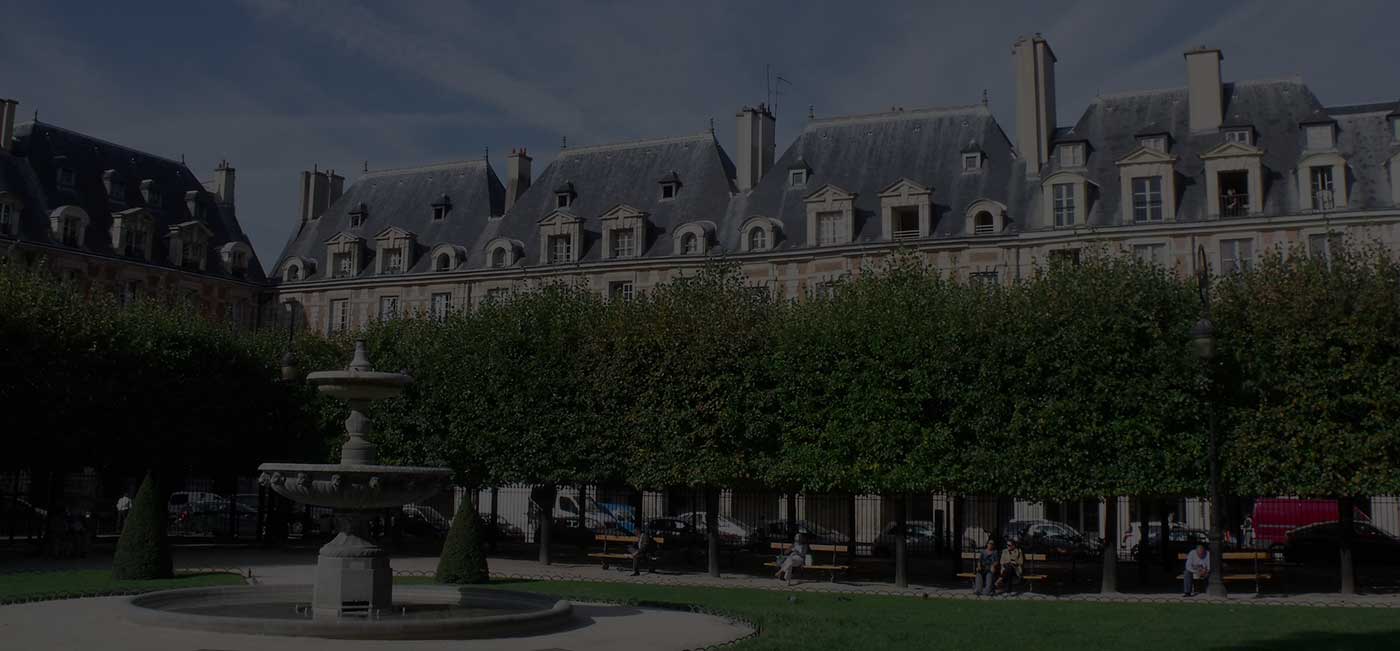 paris 4 place des vosges chasseur immobilier Homeleo